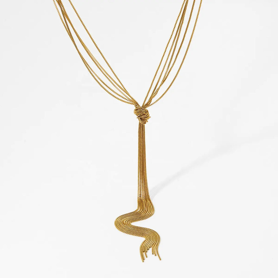 ELSA NECKLACE