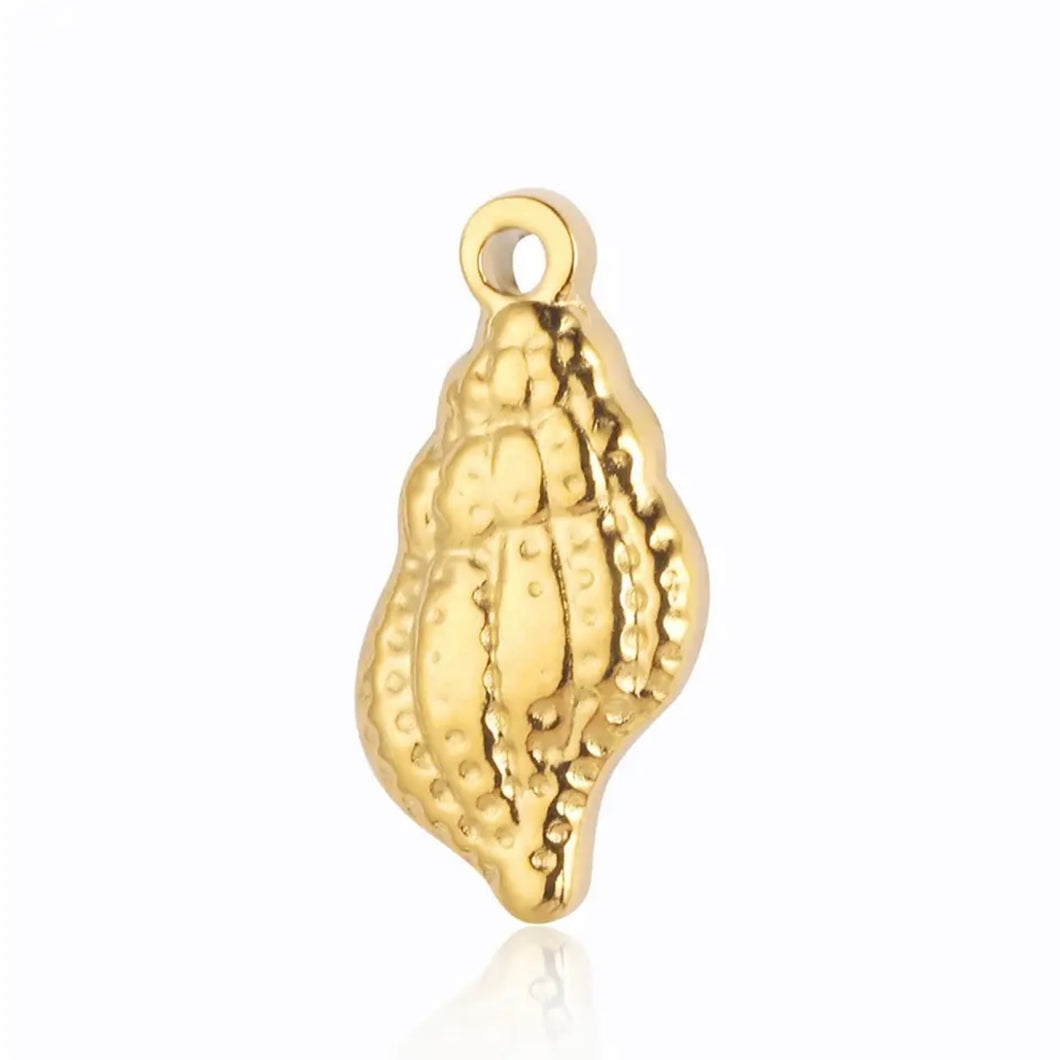 SHELL CHARM