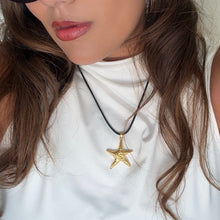 Cargar imagen en el visor de la galería, AQUA NECKLACE
